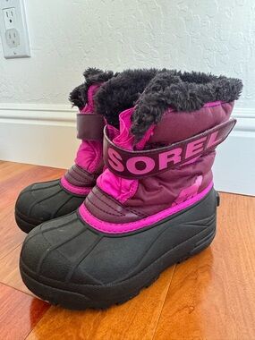 Sorel Girls' Pink and Black Insulated Winter Boots